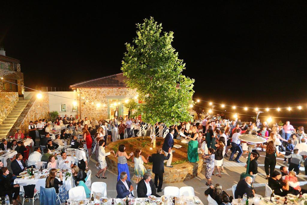 Foresta In Medias Mores Tripoli Extérieur photo